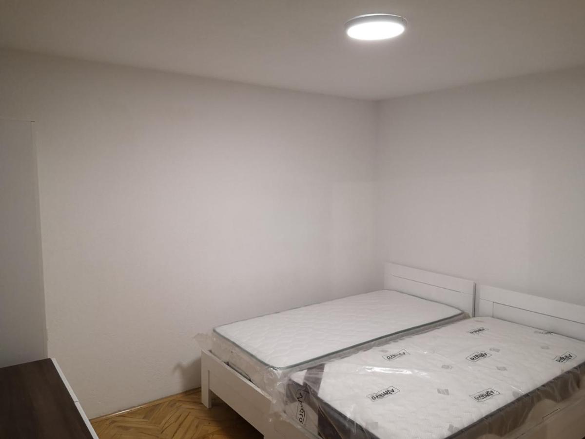 فندق White Night سكوبجي المظهر الخارجي الصورة