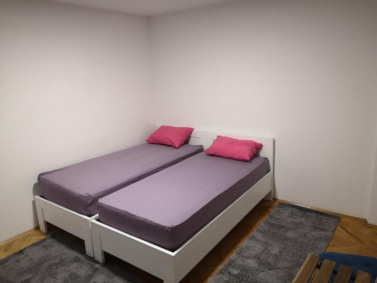 فندق White Night سكوبجي المظهر الخارجي الصورة